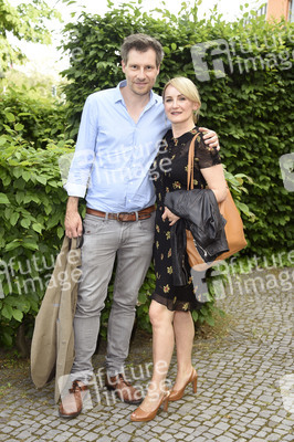 Theaterpremiere 'Winterrose' in Berlin