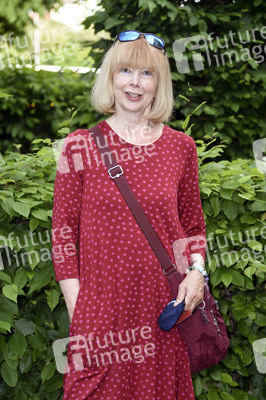 Theaterpremiere 'Winterrose' in Berlin