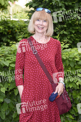 Theaterpremiere 'Winterrose' in Berlin