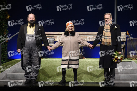 Theaterpremiere 'Winterrose' in Berlin