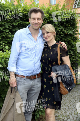 Theaterpremiere 'Winterrose' in Berlin