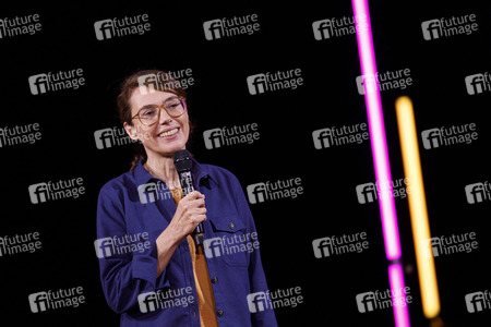 Miryam Schellbach und Shida Bazyar auf der lit.Cologne 2021 in Köln