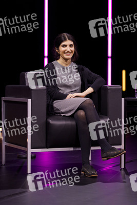 Miryam Schellbach und Shida Bazyar auf der lit.Cologne 2021 in Köln