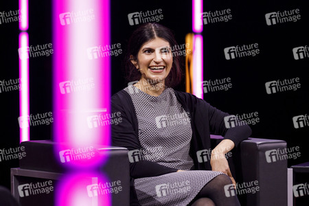 Miryam Schellbach und Shida Bazyar auf der lit.Cologne 2021 in Köln