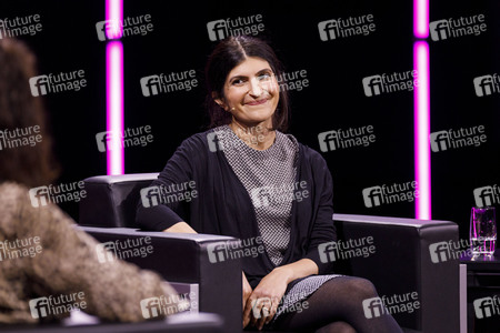 Miryam Schellbach und Shida Bazyar auf der lit.Cologne 2021 in Köln