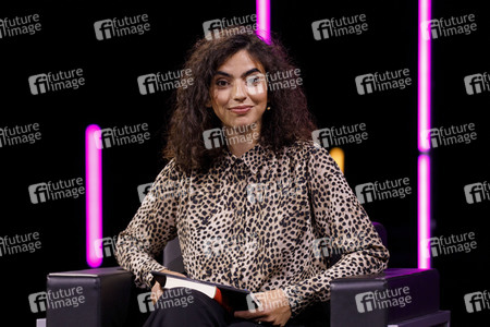 Miryam Schellbach und Shida Bazyar auf der lit.Cologne 2021 in Köln