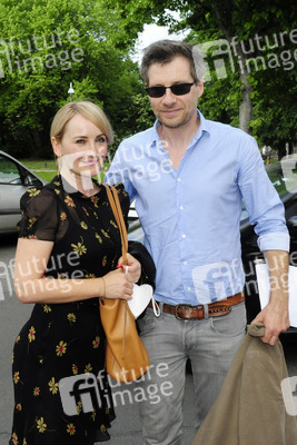 Theaterpremiere 'Winterrose' in Berlin