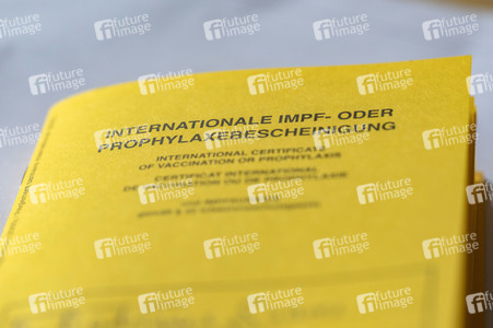 Symbolfoto Impfbescheinigung