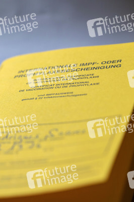 Symbolfoto Impfbescheinigung