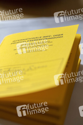 Symbolfoto Impfbescheinigung