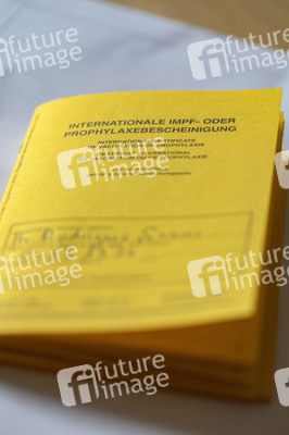 Symbolfoto Impfbescheinigung