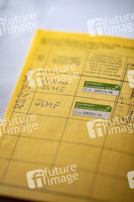 Symbolfoto Impfbescheinigung