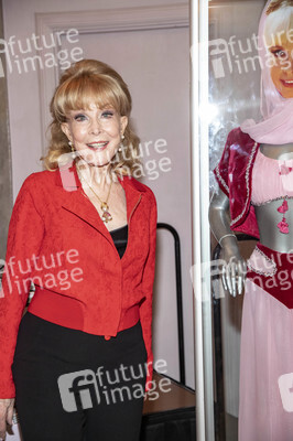 Ehrung von Barbara Eden im Hollywood Museum in Los Angeles