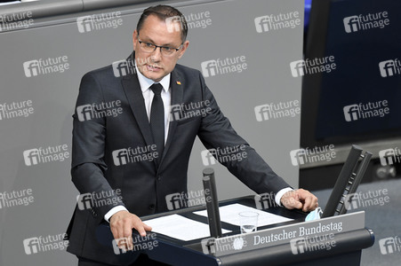 232. Sitzung des Deutschen Bundestages in Berlin