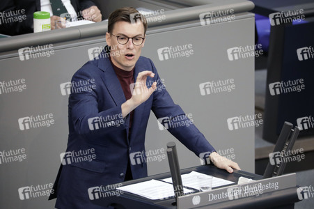 233. Sitzung des Deutschen Bundestages in Berlin