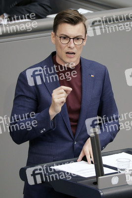 233. Sitzung des Deutschen Bundestages in Berlin