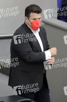 233. Sitzung des Deutschen Bundestages in Berlin