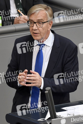 233. Sitzung des Deutschen Bundestages in Berlin