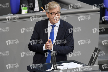 233. Sitzung des Deutschen Bundestages in Berlin