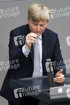 233. Sitzung des Deutschen Bundestages in Berlin