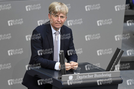 233. Sitzung des Deutschen Bundestages in Berlin