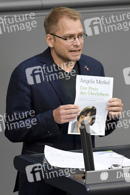 233. Sitzung des Deutschen Bundestages in Berlin