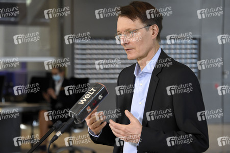 233. Sitzung des Deutschen Bundestages in Berlin