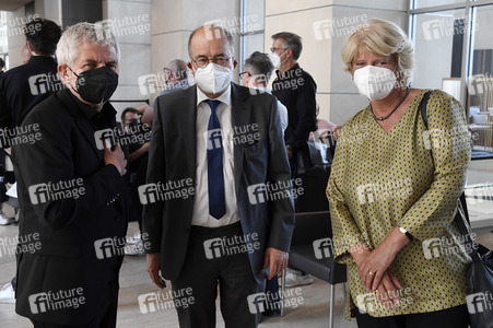 233. Sitzung des Deutschen Bundestages in Berlin