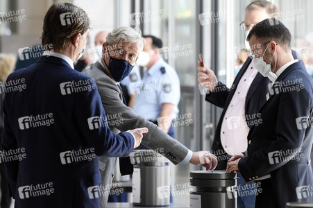 233. Sitzung des Deutschen Bundestages in Berlin