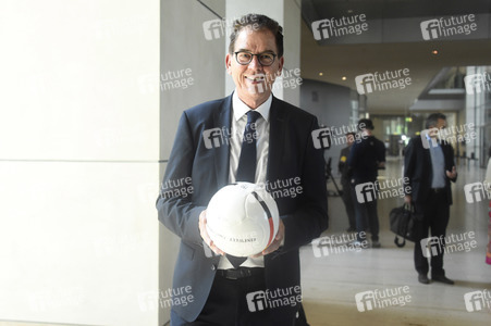 234. Sitzung des Deutschen Bundestages in Berlin