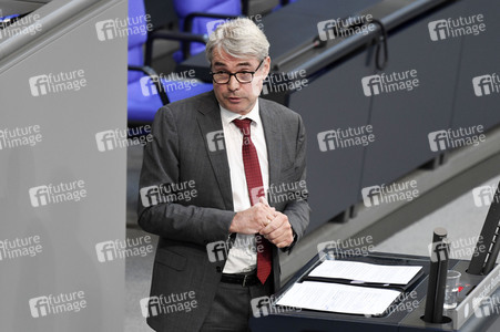 234. Sitzung des Deutschen Bundestages in Berlin
