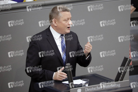 234. Sitzung des Deutschen Bundestages in Berlin