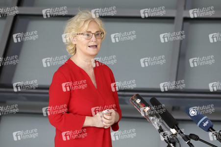 234. Sitzung des Deutschen Bundestages in Berlin