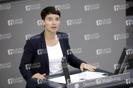 234. Sitzung des Deutschen Bundestages in Berlin