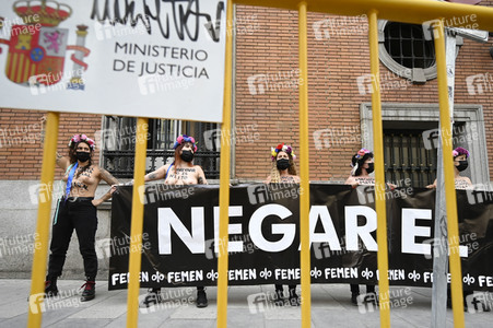 Femen Protest für die Freilassung von Juana Rivas in Madrid