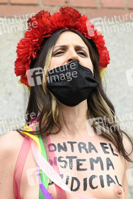 Femen Protest für die Freilassung von Juana Rivas in Madrid