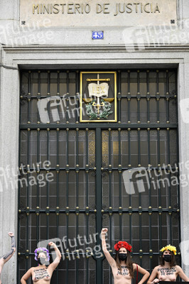 Femen Protest für die Freilassung von Juana Rivas in Madrid