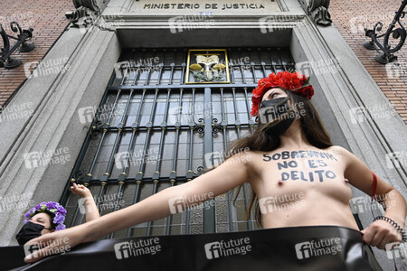 Femen Protest für die Freilassung von Juana Rivas in Madrid
