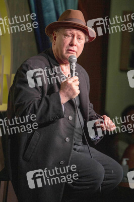 Comedy-Show 'The Shindig Show Debut' in Los Angeles