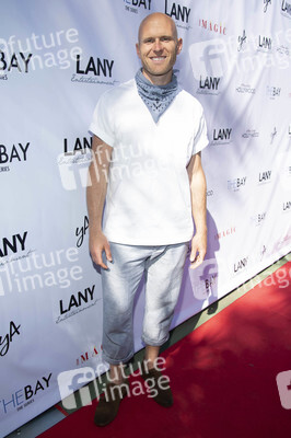 LANY Entertainment Mixer 2021 in Los Angeles