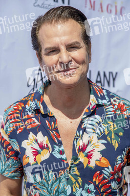LANY Entertainment Mixer 2021 in Los Angeles