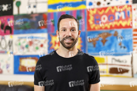 Gonzalo Castro besucht Arche in Köln