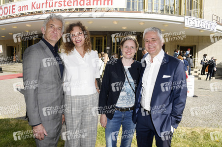 Theaterpremiere 'Vorhang auf für Cyrano' in Berlin