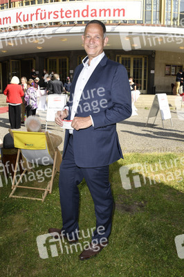 Theaterpremiere 'Vorhang auf für Cyrano' in Berlin