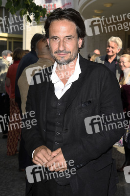 Theaterpremiere 'Vorhang auf für Cyrano' in Berlin