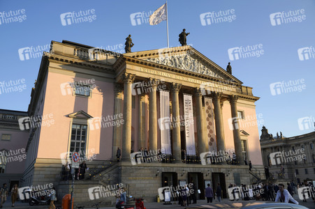 Opernpremiere 'La Fanciulla del West' in Berlin