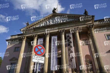 Opernpremiere 'La Fanciulla del West' in Berlin