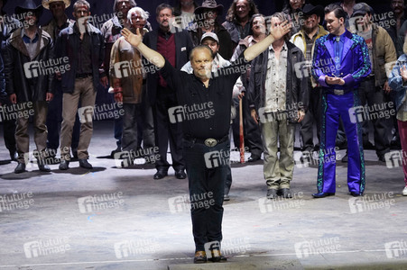 Opernpremiere 'La Fanciulla del West' in Berlin