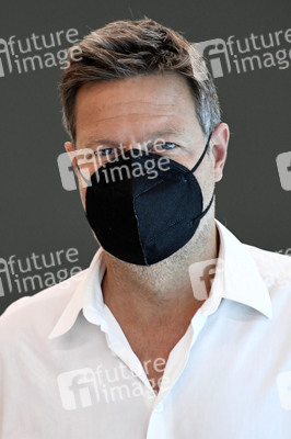 Pressekonferenz mit Robert Habeck in Berlin