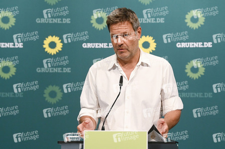 Pressekonferenz mit Robert Habeck in Berlin